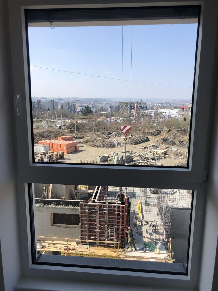 Pronájem bytu 1+kk 33 m², Za černým mostem, Praha, Praha Pronájem bytu 1+kk 33 m², Za černým mostem, Praha, Praha