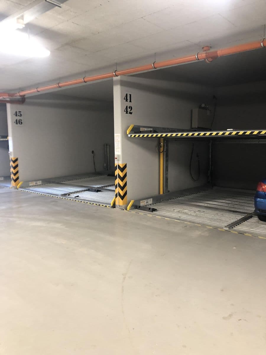 Pronájem bytu 1+kk 33 m², Za černým mostem, Praha, Praha Pronájem bytu 1+kk 33 m², Za černým mostem, Praha, Praha