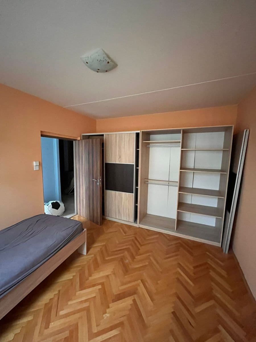 Pronájem bytu 2+1 57 m², Húskova, Brno, Jihomoravský kraj Pronájem bytu 2+1 57 m², Húskova, Brno, Jihomoravský kraj