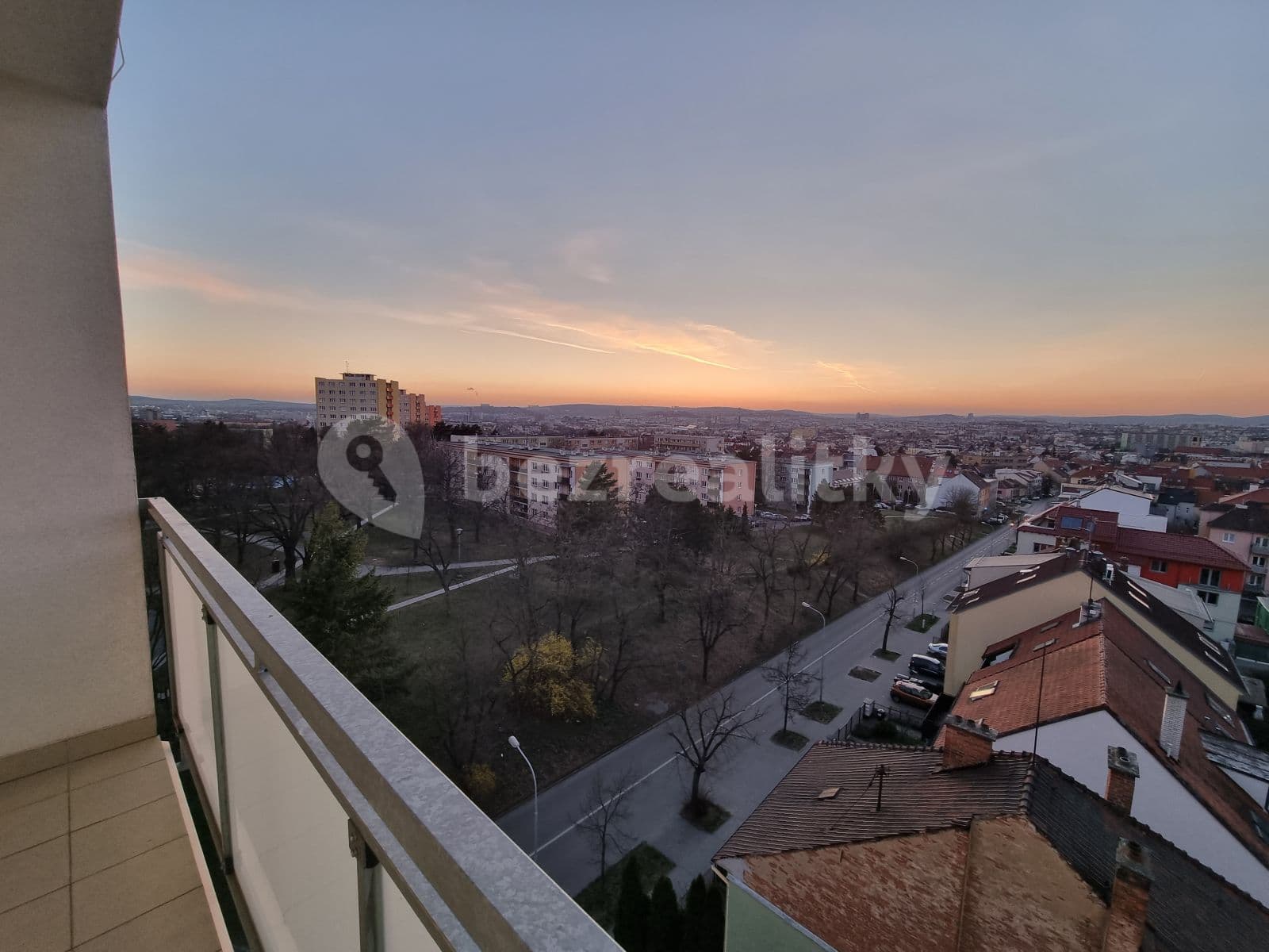 Pronájem bytu 2+kk 48 m², Bělohorská, Brno, Jihomoravský kraj Pronájem bytu 2+kk 48 m², Bělohorská, Brno, Jihomoravský kraj