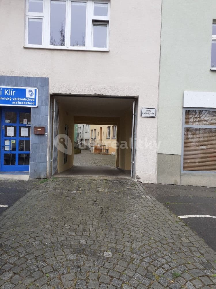 Pronájem nebytového prostoru 40 m², Hollarovo náměstí, Praha, Praha Pronájem nebytového prostoru 40 m², Hollarovo náměstí, Praha, Praha