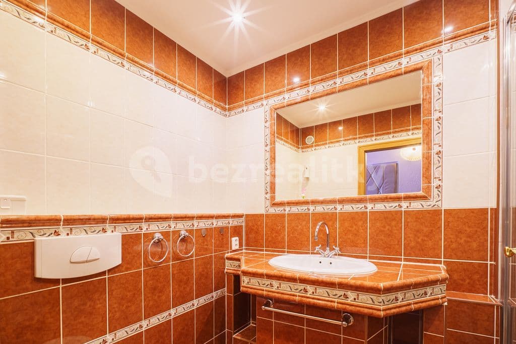 Pronájem bytu 2+1 60 m², Lesní, Cheb, Karlovarský kraj Pronájem bytu 2+1 60 m², Lesní, Cheb, Karlovarský kraj