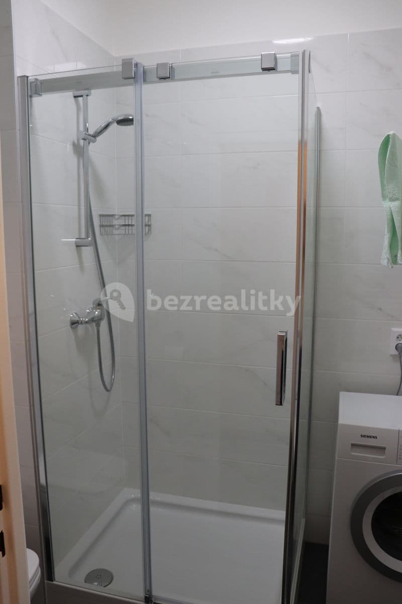 Pronájem bytu 1+kk 33 m², Sokolovská, Praha, Praha Pronájem bytu 1+kk 33 m², Sokolovská, Praha, Praha