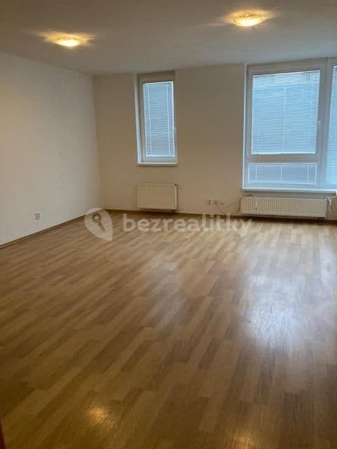 Pronájem bytu 2+kk 62 m², Přeštická, Praha, Praha Pronájem bytu 2+kk 62 m², Přeštická, Praha, Praha