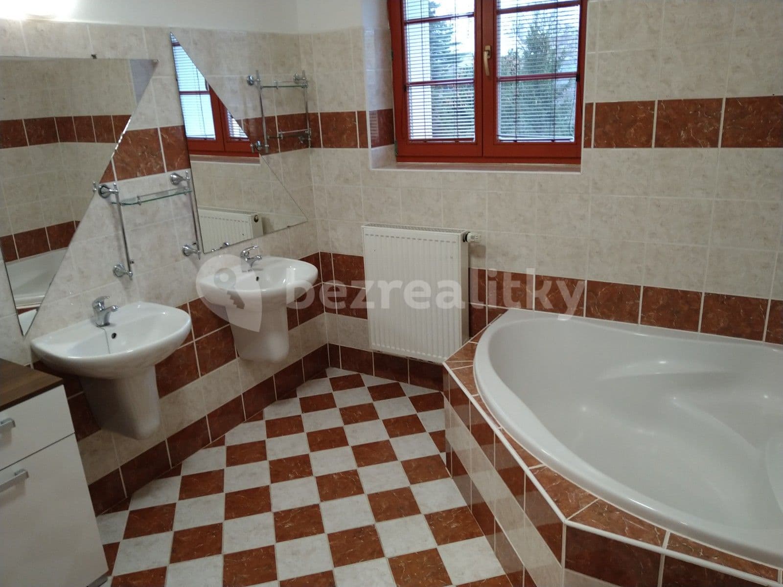 Pronájem bytu 3+1 105 m², Beskydská, Bílovec, Moravskoslezský kraj Pronájem bytu 3+1 105 m², Beskydská, Bílovec, Moravskoslezský kraj