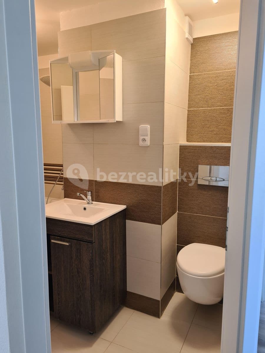 Pronájem bytu 3+kk 71 m², Rožmitálská, Březnice, Středočeský kraj Pronájem bytu 3+kk 71 m², Rožmitálská, Březnice, Středočeský kraj