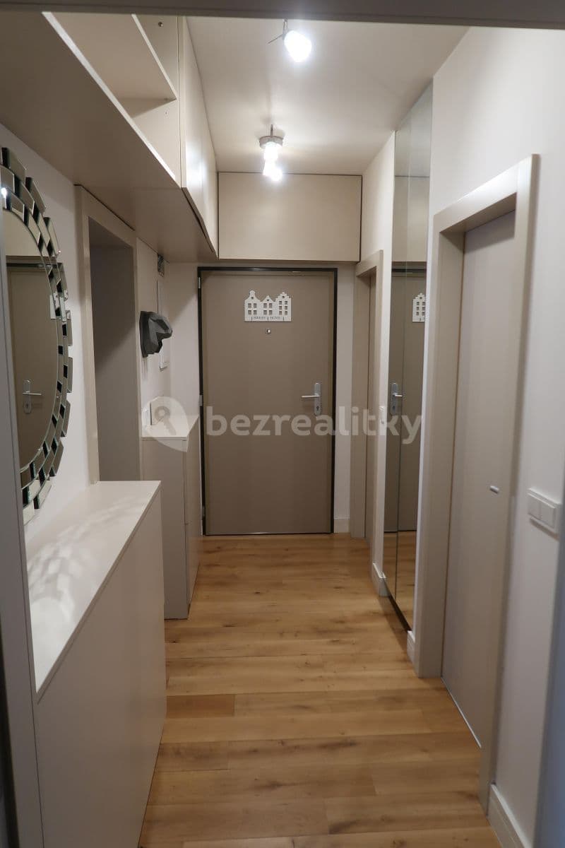 Pronájem bytu 2+kk 61 m², Mezilehlá, Praha, Praha Pronájem bytu 2+kk 61 m², Mezilehlá, Praha, Praha