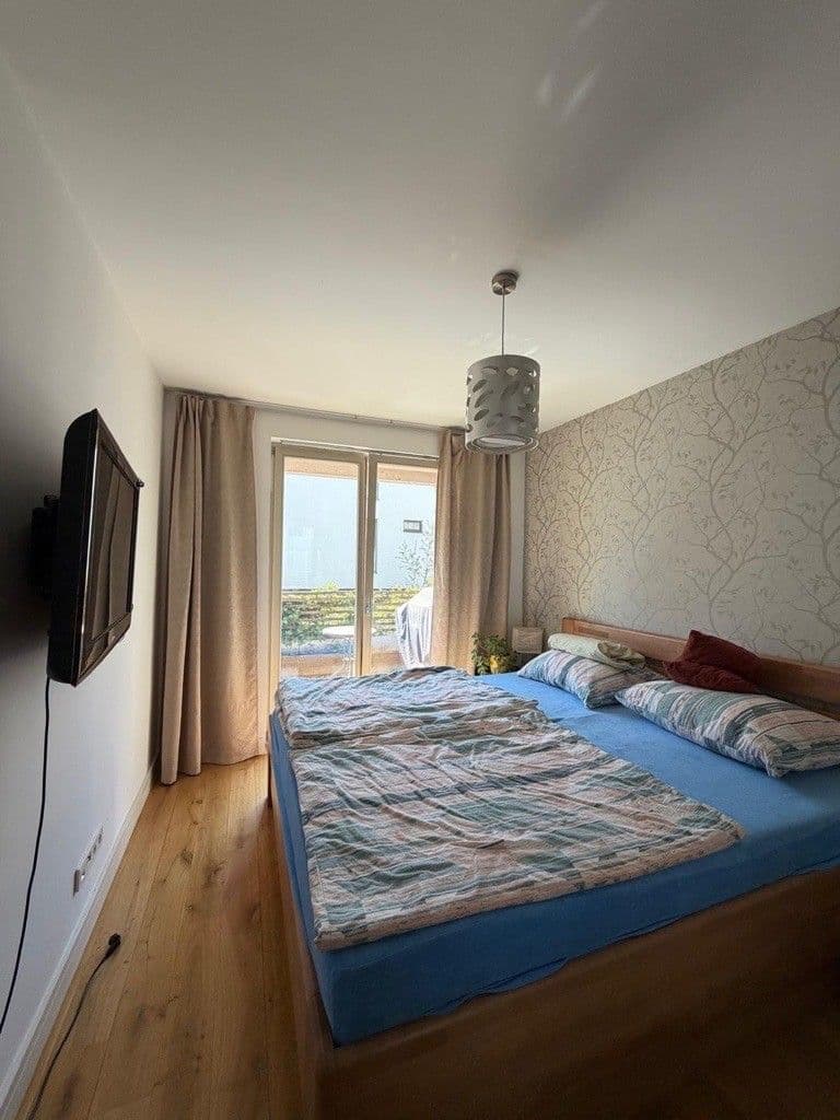 Pronájem bytu 2+kk 61 m², Mezilehlá, Praha, Praha Pronájem bytu 2+kk 61 m², Mezilehlá, Praha, Praha