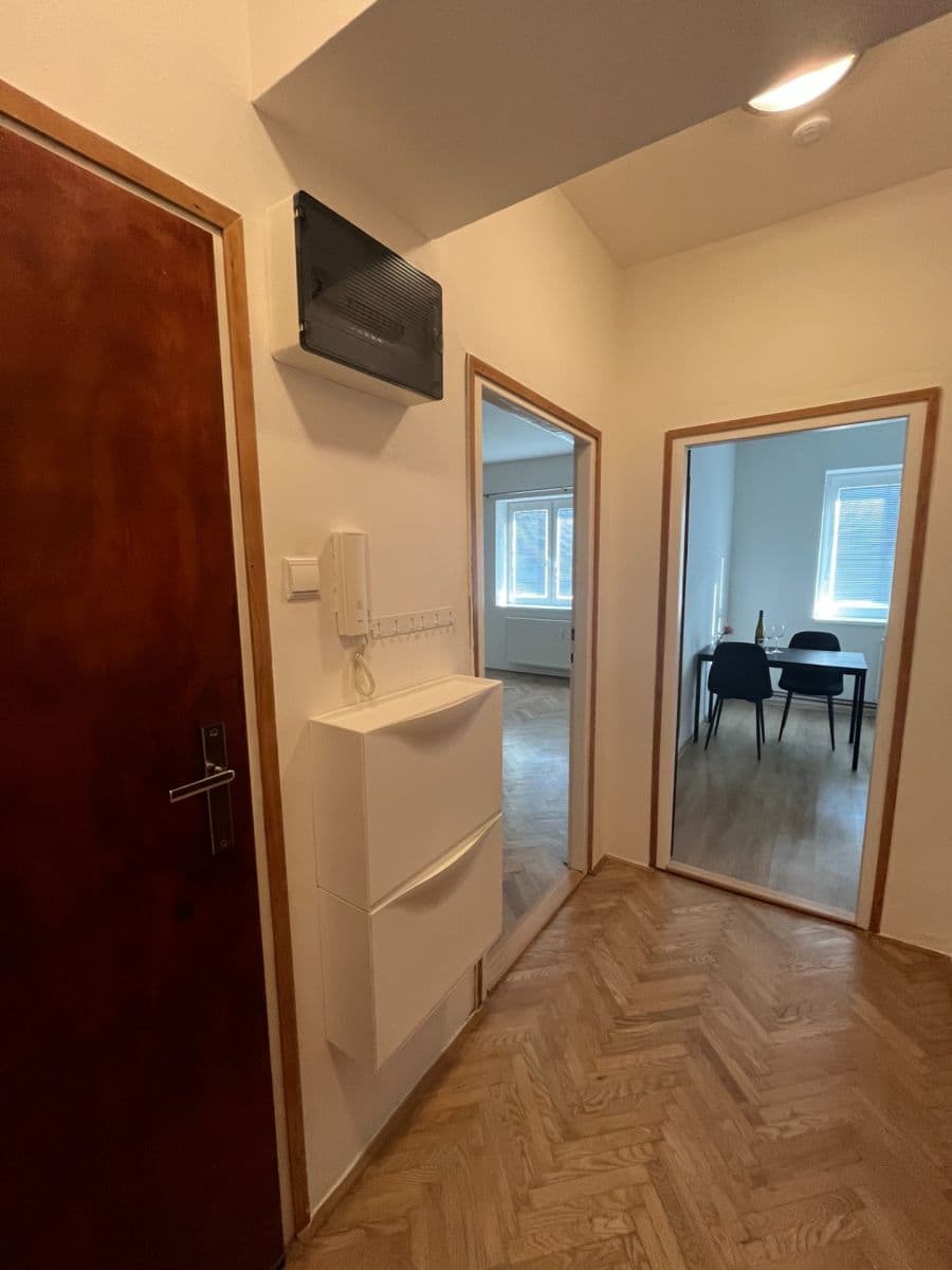 Pronájem bytu 1+1 46 m², Maškova, Brno, Jihomoravský kraj Pronájem bytu 1+1 46 m², Maškova, Brno, Jihomoravský kraj