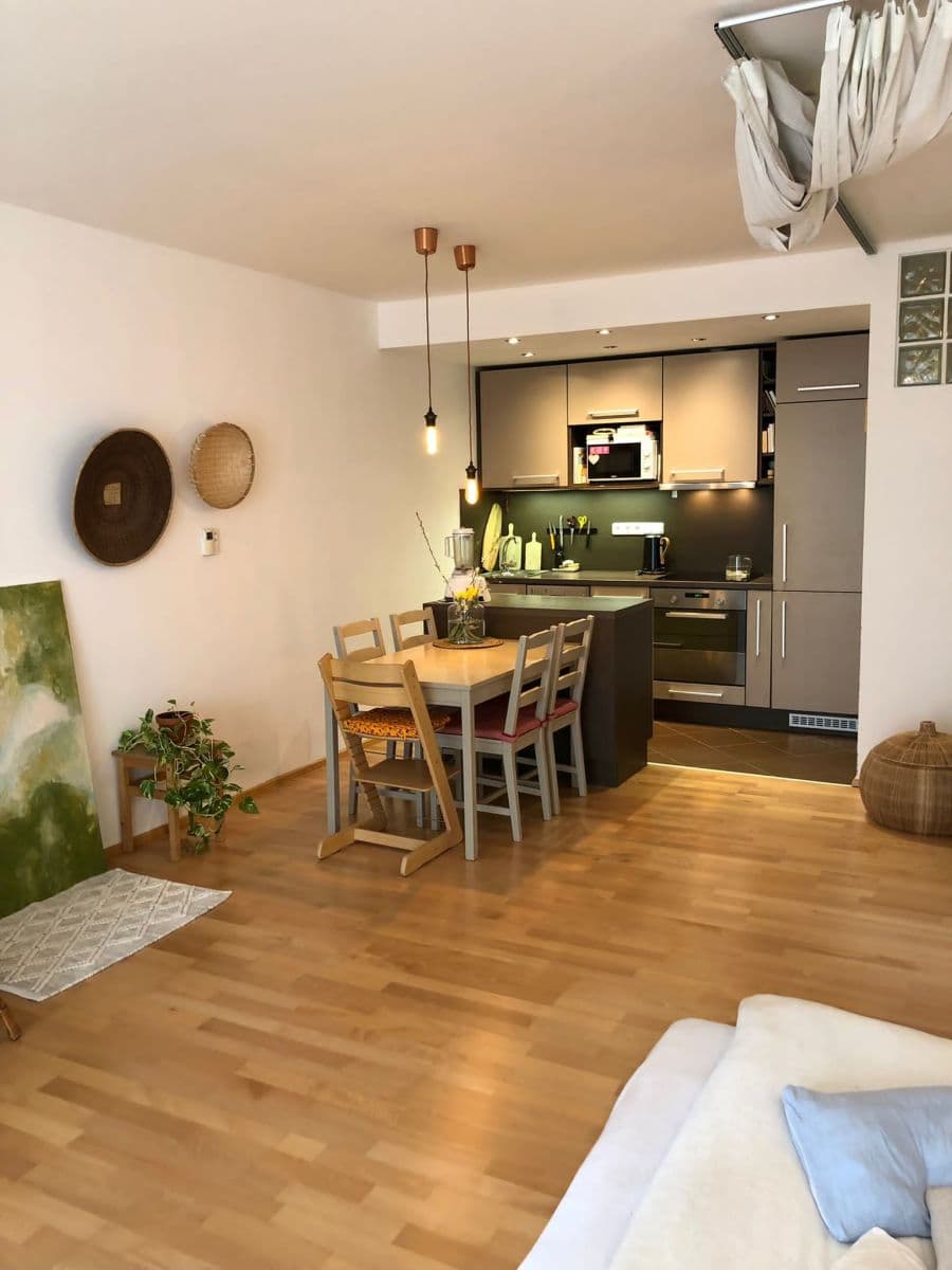 Pronájem bytu 1+kk 60 m², Devonská, Praha, Praha Pronájem bytu 1+kk 60 m², Devonská, Praha, Praha