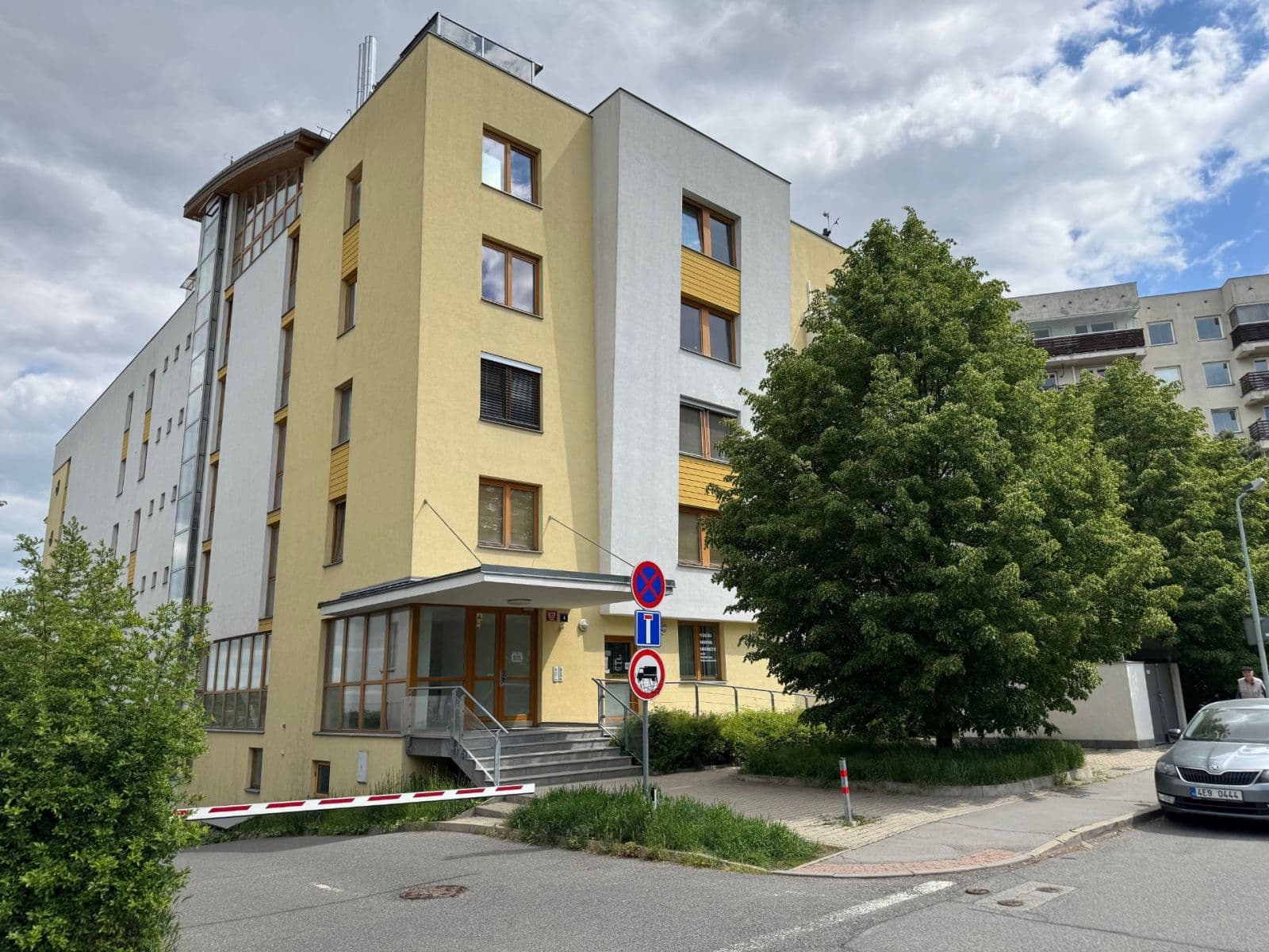 Pronájem bytu 1+kk 60 m², Devonská, Praha, Praha Pronájem bytu 1+kk 60 m², Devonská, Praha, Praha
