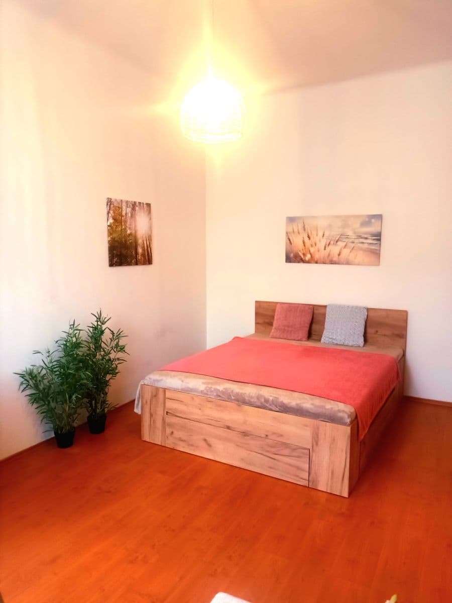 Pronájem bytu 2+kk 51 m², Jaurisova, Praha, Praha Pronájem bytu 2+kk 51 m², Jaurisova, Praha, Praha