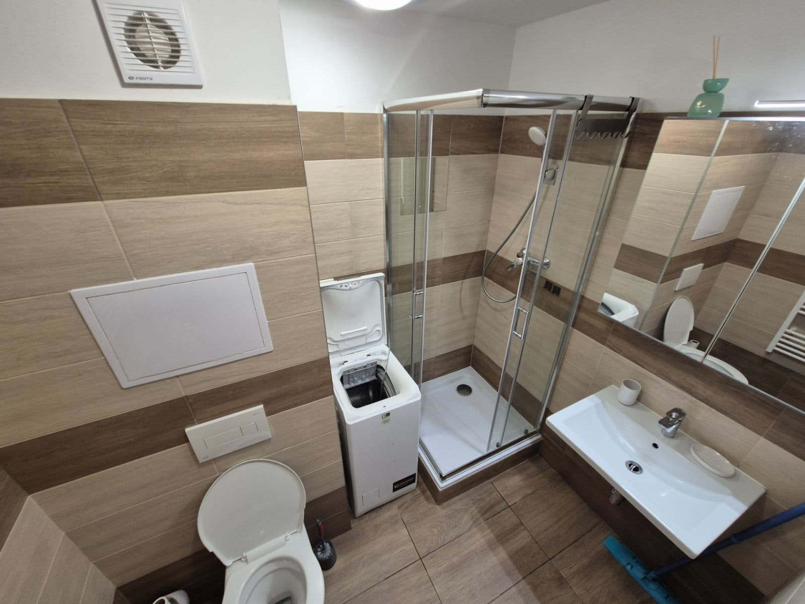 Pronájem bytu 2+kk 43 m², Strašnická, Praha, Praha Pronájem bytu 2+kk 43 m², Strašnická, Praha, Praha