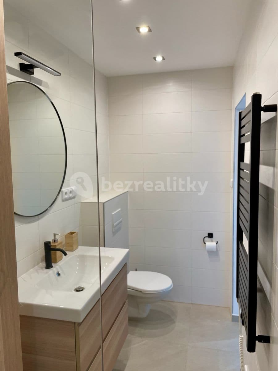 Pronájem bytu 2+kk 75 m², Na Výsluní, Králův Dvůr, Středočeský kraj Pronájem bytu 2+kk 75 m², Na Výsluní, Králův Dvůr, Středočeský kraj