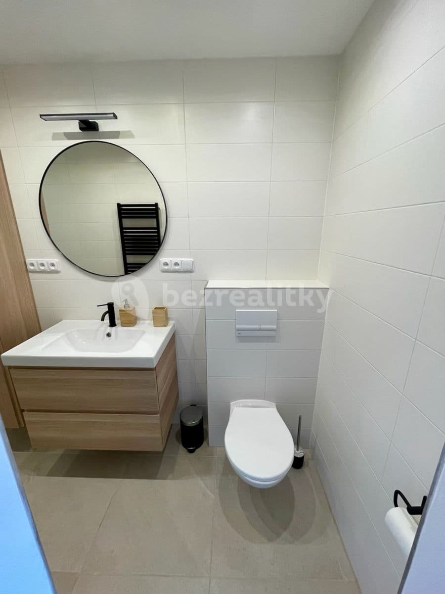 Pronájem bytu 2+kk 75 m², Na Výsluní, Králův Dvůr, Středočeský kraj Pronájem bytu 2+kk 75 m², Na Výsluní, Králův Dvůr, Středočeský kraj