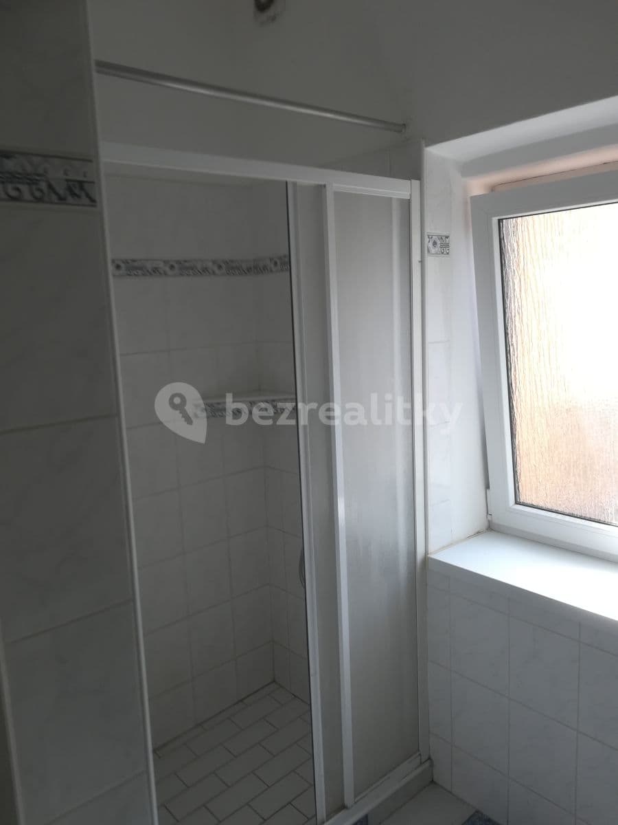 Pronájem bytu 1+1 56 m², Skuhrov nad Bělou, Královéhradecký kraj Pronájem bytu 1+1 56 m², Skuhrov nad Bělou, Královéhradecký kraj