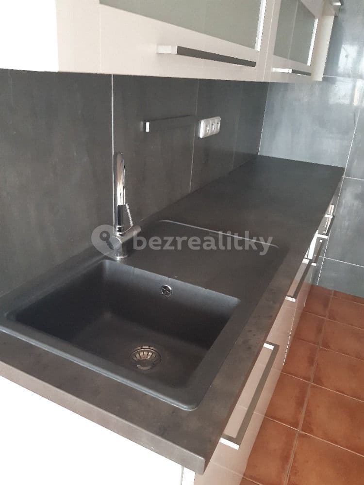 Pronájem bytu 2+kk 43 m², Podskalská, Kolín, Středočeský kraj Pronájem bytu 2+kk 43 m², Podskalská, Kolín, Středočeský kraj