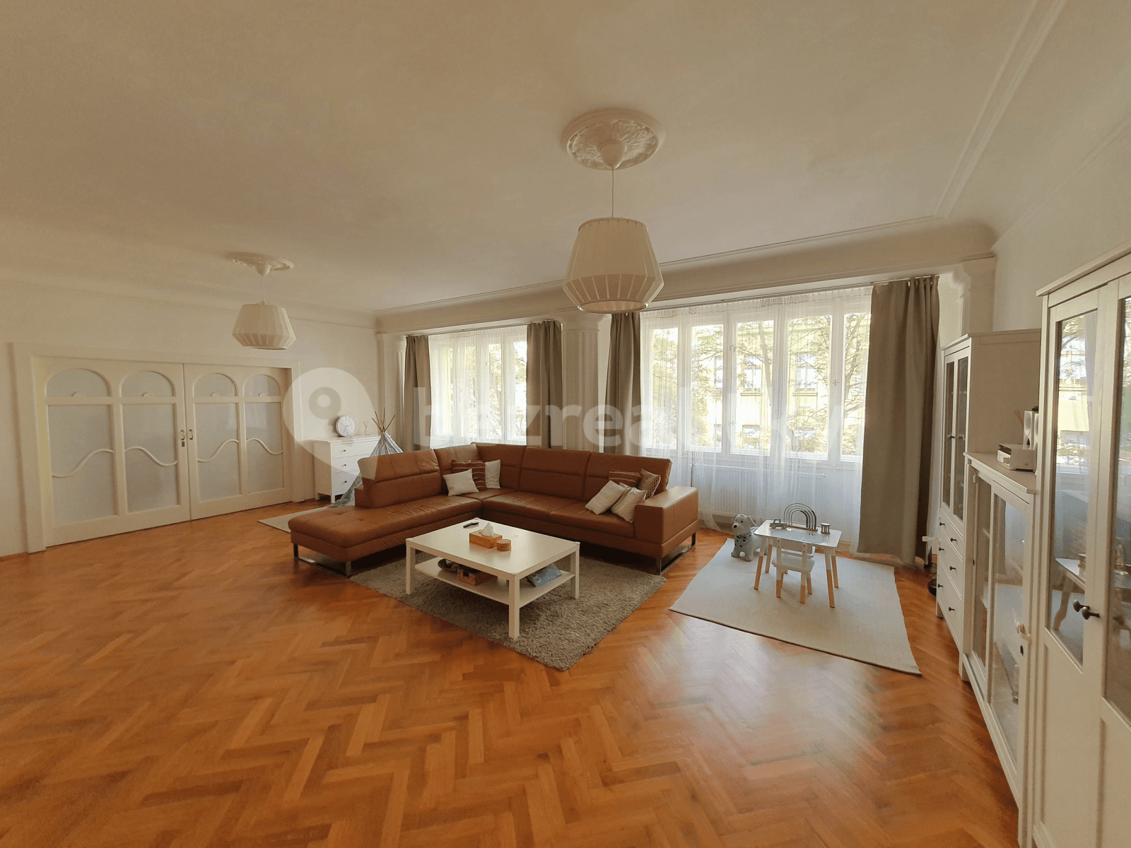 Pronájem bytu 3+1 133 m², Zoubkova, Praha, Praha Pronájem bytu 3+1 133 m², Zoubkova, Praha, Praha