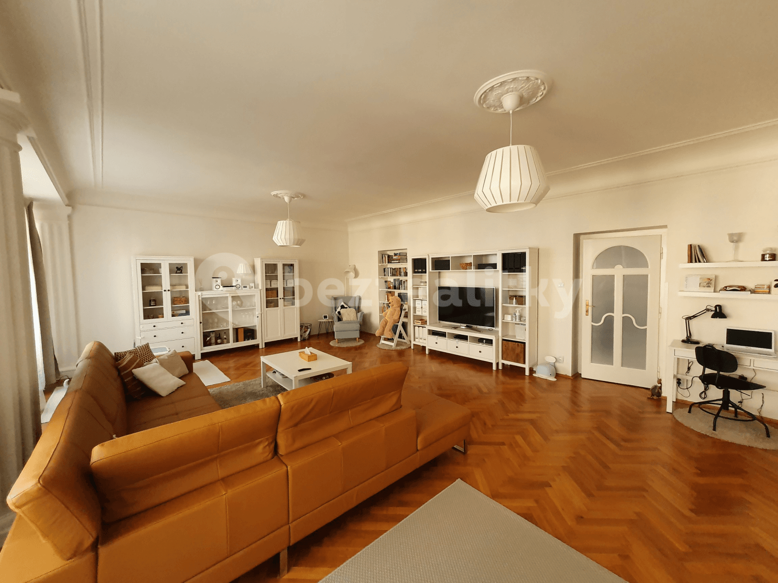 Pronájem bytu 3+1 133 m², Zoubkova, Praha, Praha Pronájem bytu 3+1 133 m², Zoubkova, Praha, Praha