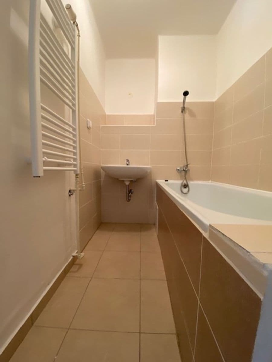 Pronájem bytu 2+1 55 m², Hlavní třída, Havířov, Moravskoslezský kraj Pronájem bytu 2+1 55 m², Hlavní třída, Havířov, Moravskoslezský kraj