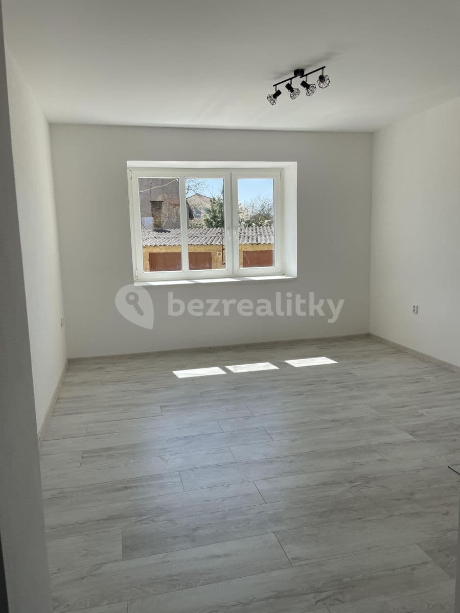 Pronájem bytu 1+1 42 m², Vědomice, Ústecký kraj Pronájem bytu 1+1 42 m², Vědomice, Ústecký kraj