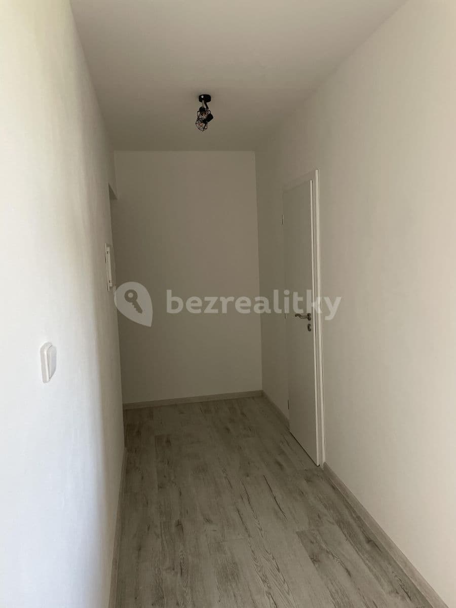 Pronájem bytu 1+1 42 m², Vědomice, Ústecký kraj Pronájem bytu 1+1 42 m², Vědomice, Ústecký kraj