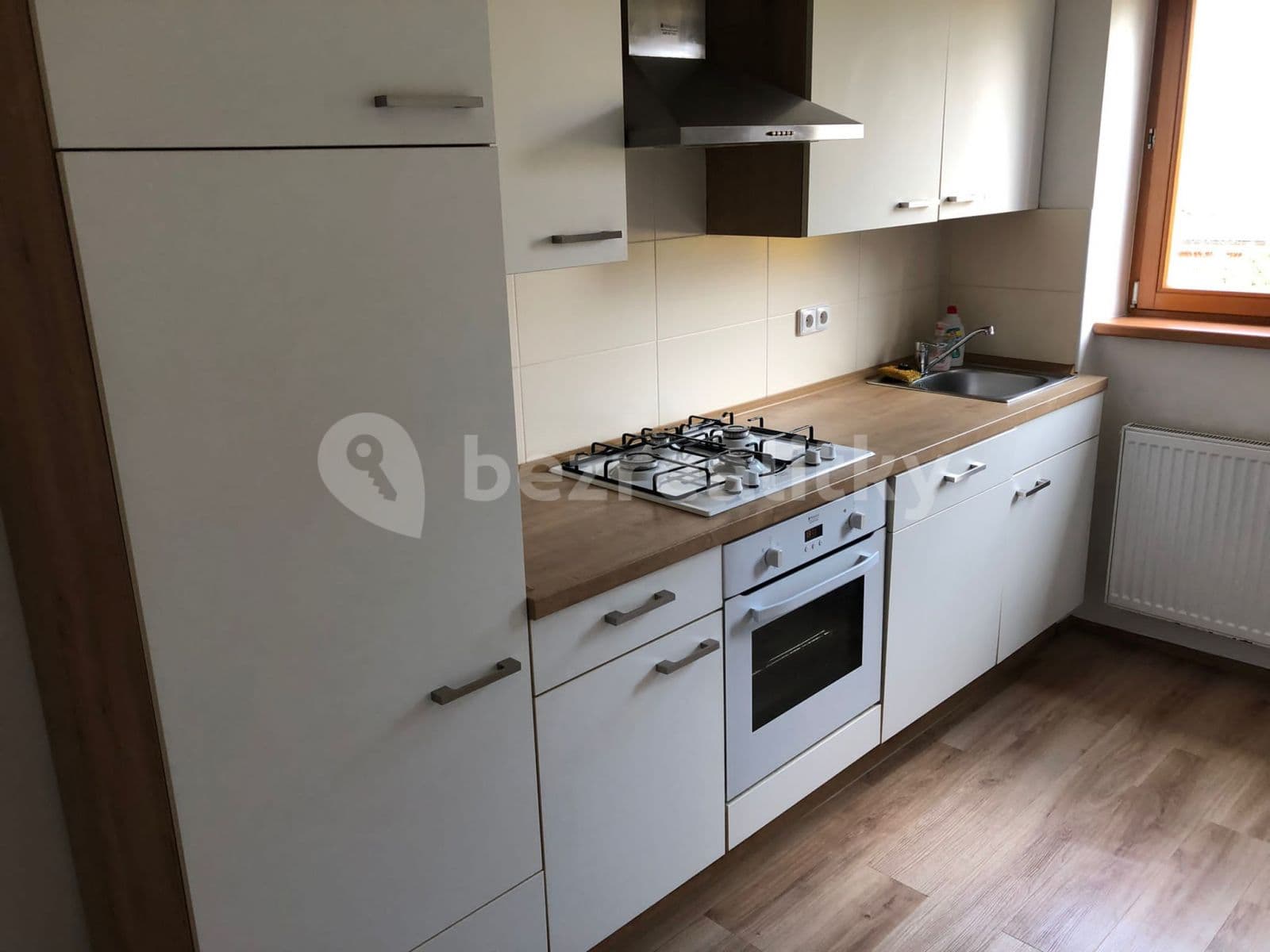 Pronájem bytu 2+1 60 m², Kamenná, Zlín, Zlínský kraj Pronájem bytu 2+1 60 m², Kamenná, Zlín, Zlínský kraj