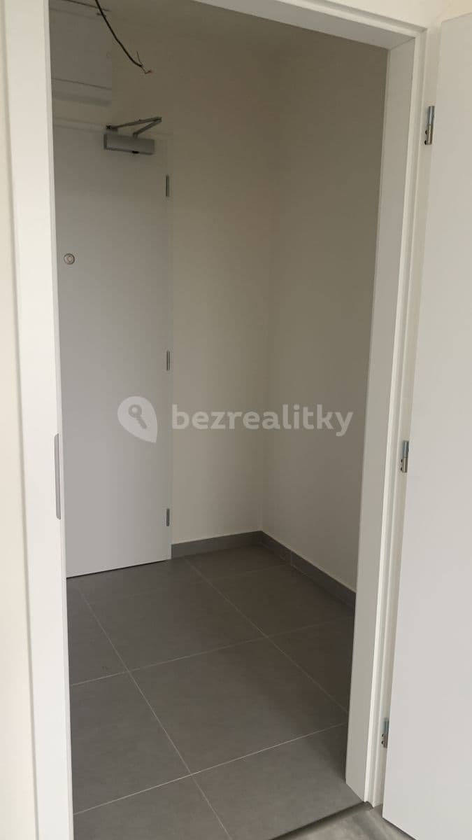 Pronájem bytu 1+kk 25 m², Perucká, Praha, Praha Pronájem bytu 1+kk 25 m², Perucká, Praha, Praha