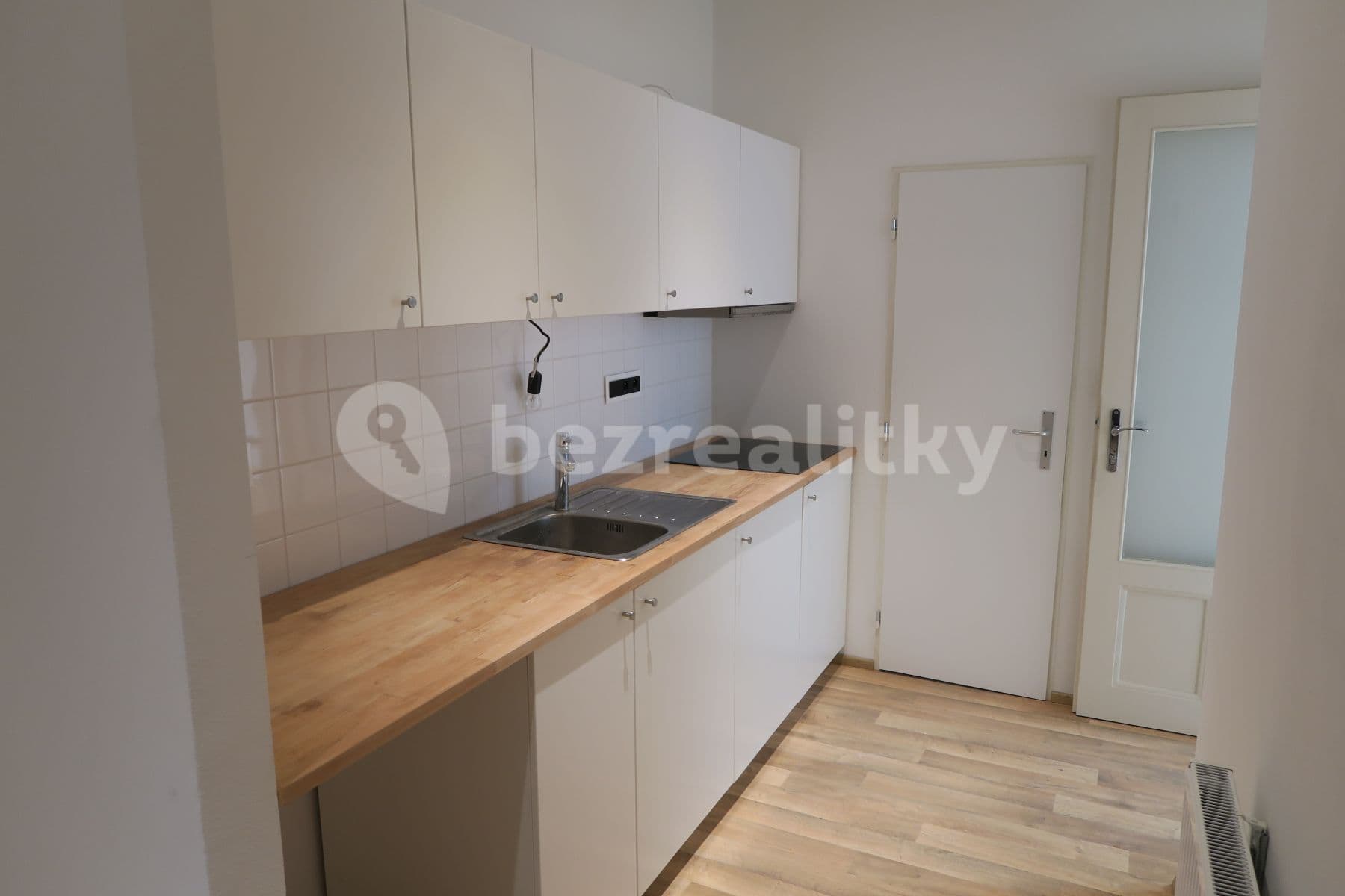 Pronájem bytu 3+1 73 m², Jaselská, Praha, Praha Pronájem bytu 3+1 73 m², Jaselská, Praha, Praha