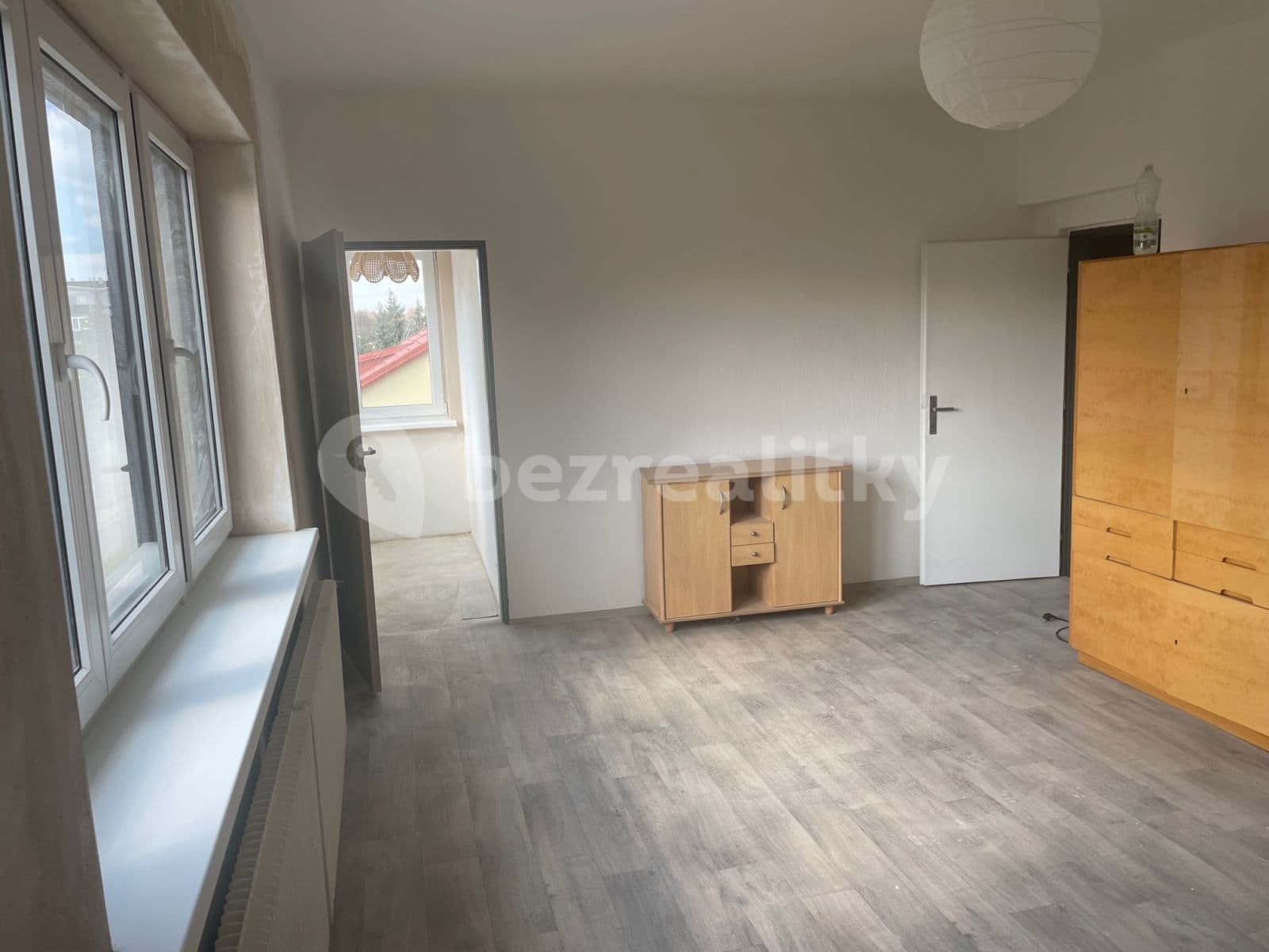 Pronájem bytu 2+1 55 m², Kmochova, Hostivice, Středočeský kraj Pronájem bytu 2+1 55 m², Kmochova, Hostivice, Středočeský kraj
