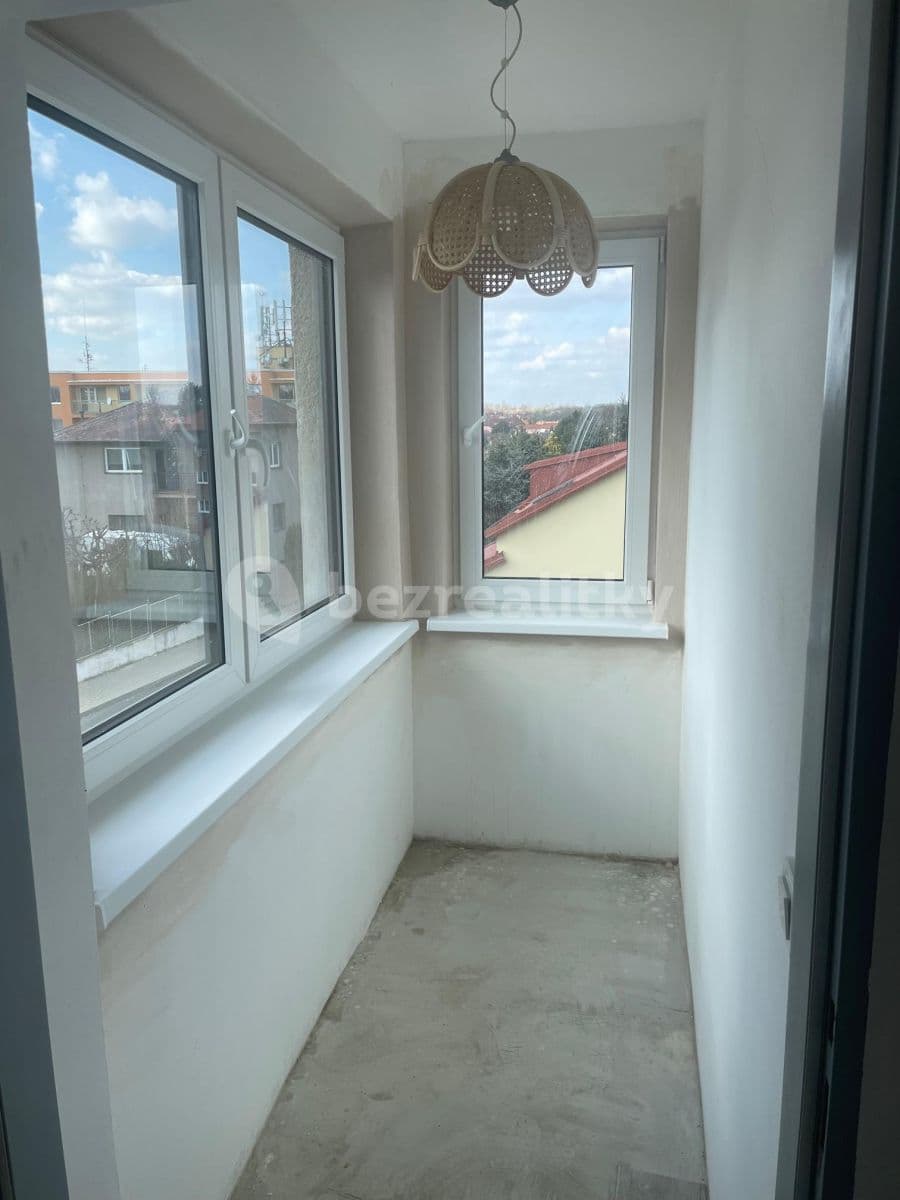 Pronájem bytu 2+1 55 m², Kmochova, Hostivice, Středočeský kraj Pronájem bytu 2+1 55 m², Kmochova, Hostivice, Středočeský kraj