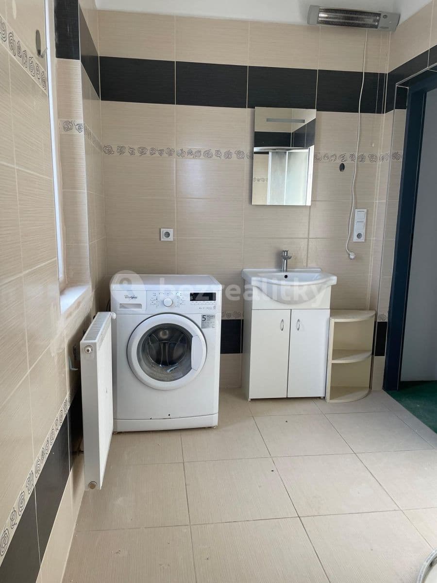 Pronájem bytu 2+1 55 m², Kmochova, Hostivice, Středočeský kraj Pronájem bytu 2+1 55 m², Kmochova, Hostivice, Středočeský kraj