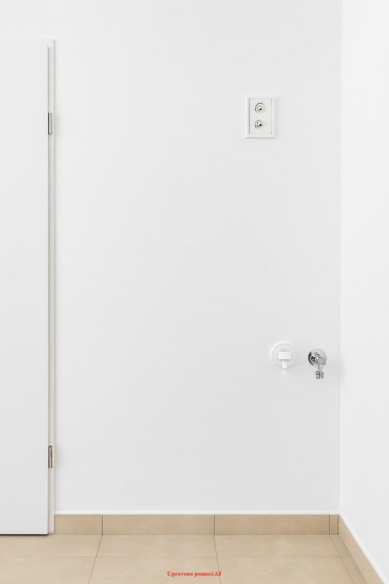 Pronájem bytu 1+kk 30 m², Stavbařská, Havířov, Moravskoslezský kraj Pronájem bytu 1+kk 30 m², Stavbařská, Havířov, Moravskoslezský kraj