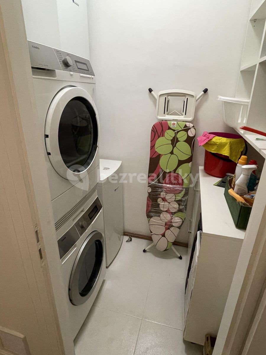 Pronájem bytu 3+kk 85 m², Sochařská, Praha, Praha Pronájem bytu 3+kk 85 m², Sochařská, Praha, Praha