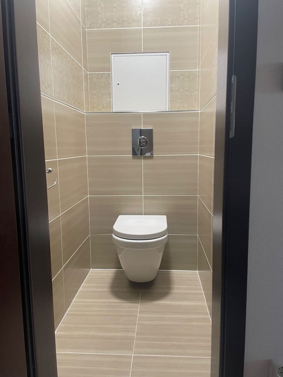 Pronájem bytu 3+kk 83 m², T. G. Masaryka, Horoměřice, Středočeský kraj Pronájem bytu 3+kk 83 m², T. G. Masaryka, Horoměřice, Středočeský kraj