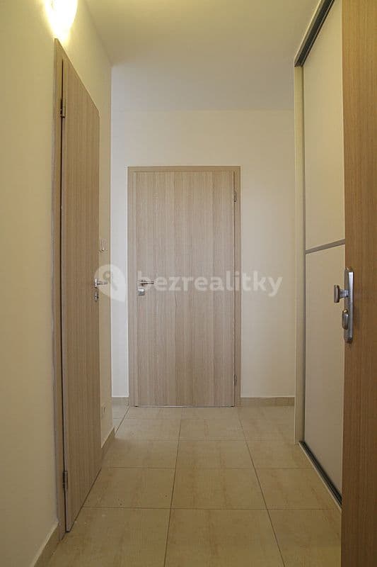 Pronájem bytu 2+kk 40 m², Čs. armády, Kladno, Středočeský kraj Pronájem bytu 2+kk 40 m², Čs. armády, Kladno, Středočeský kraj