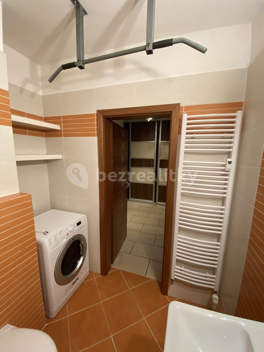 Pronájem bytu 1+kk 54 m², Litoměřická, Praha, Praha Pronájem bytu 1+kk 54 m², Litoměřická, Praha, Praha