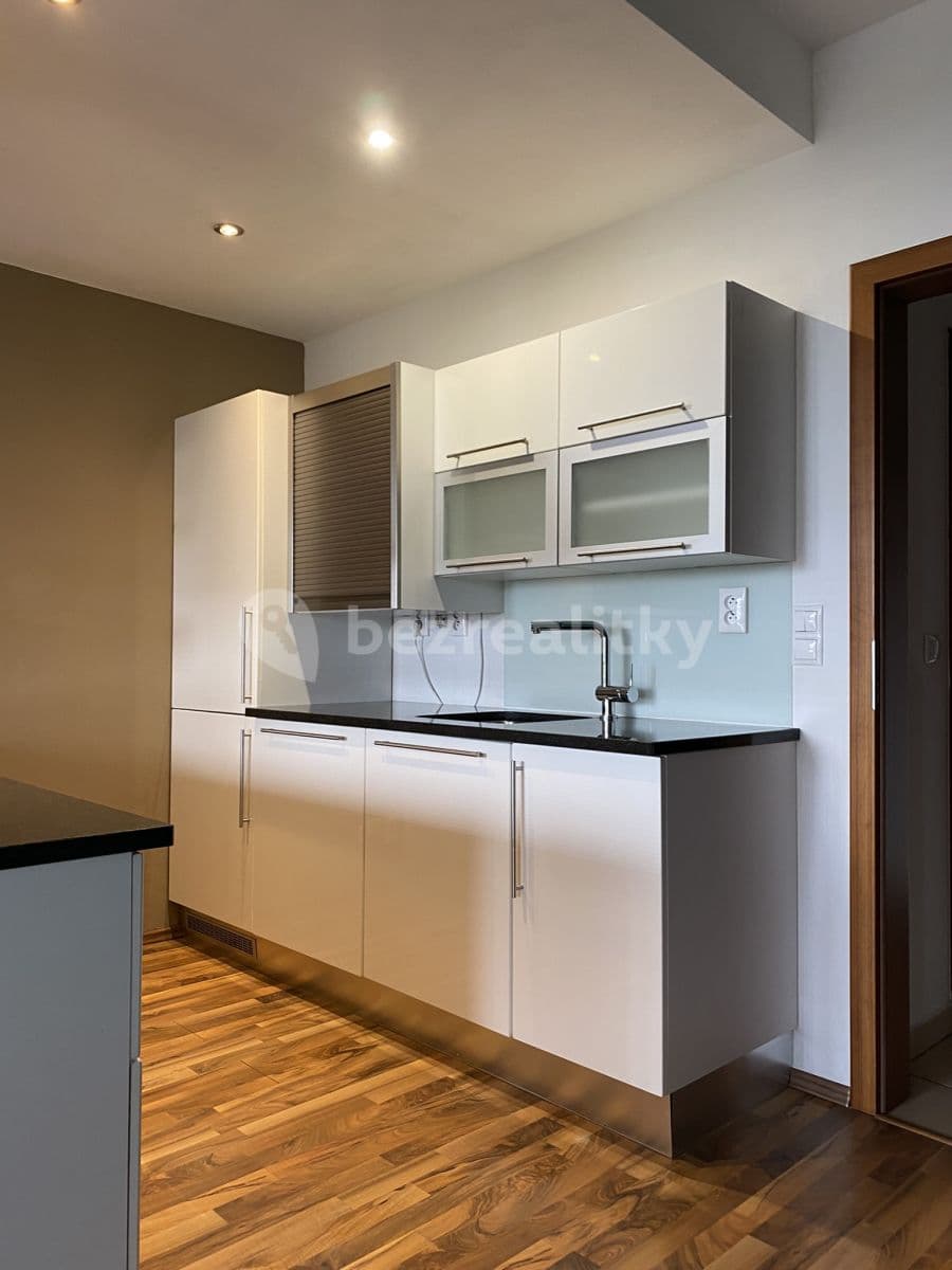 Pronájem bytu 1+kk 54 m², Litoměřická, Praha, Praha Pronájem bytu 1+kk 54 m², Litoměřická, Praha, Praha