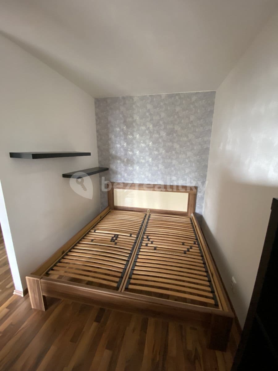 Pronájem bytu 1+kk 54 m², Litoměřická, Praha, Praha Pronájem bytu 1+kk 54 m², Litoměřická, Praha, Praha