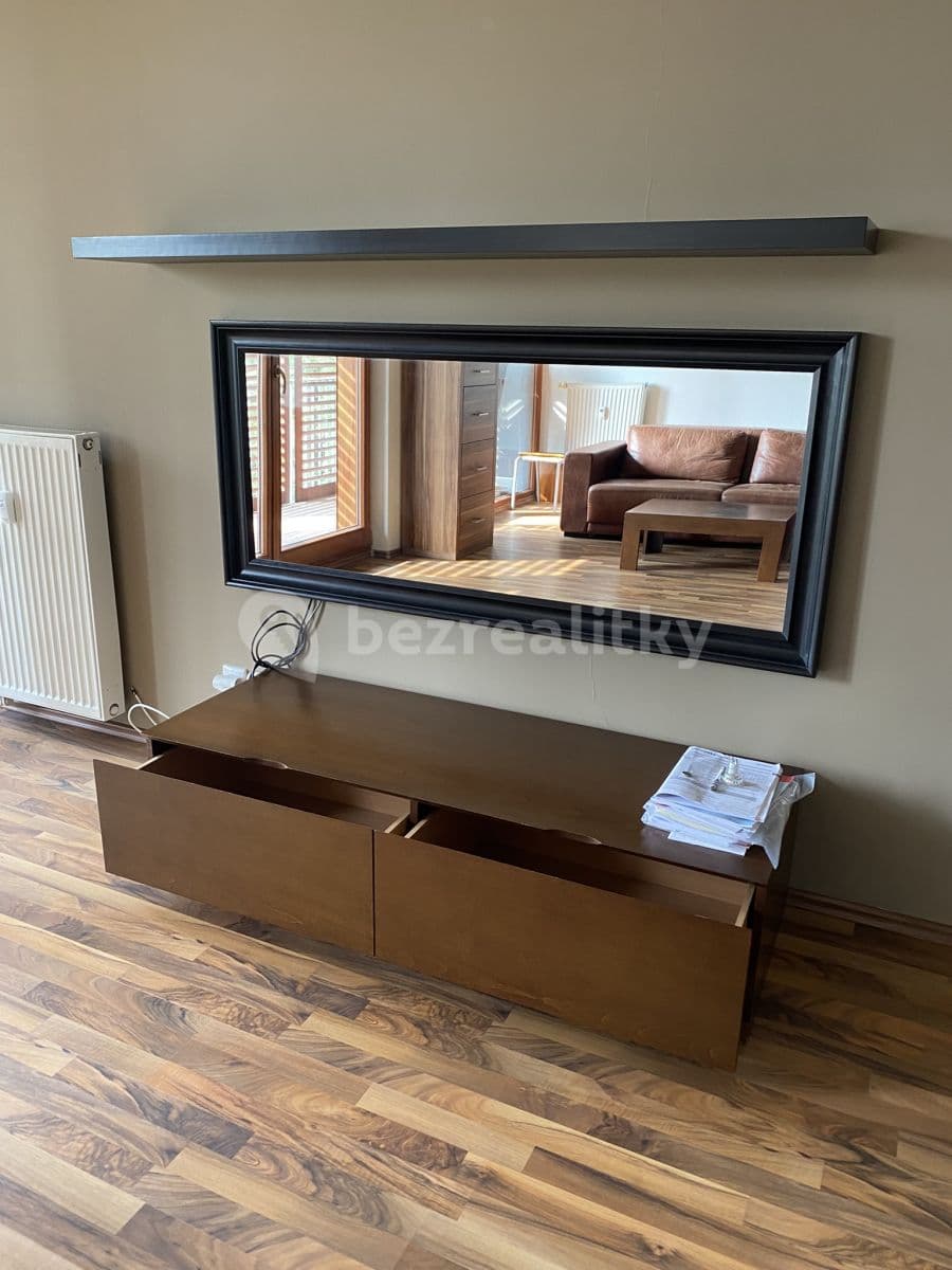 Pronájem bytu 1+kk 54 m², Litoměřická, Praha, Praha Pronájem bytu 1+kk 54 m², Litoměřická, Praha, Praha