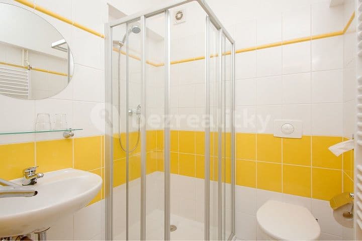 Pronájem bytu Garsoniéra 19 m², K Chotolu, Horoměřice, Středočeský kraj Pronájem bytu Garsoniéra 19 m², K Chotolu, Horoměřice, Středočeský kraj