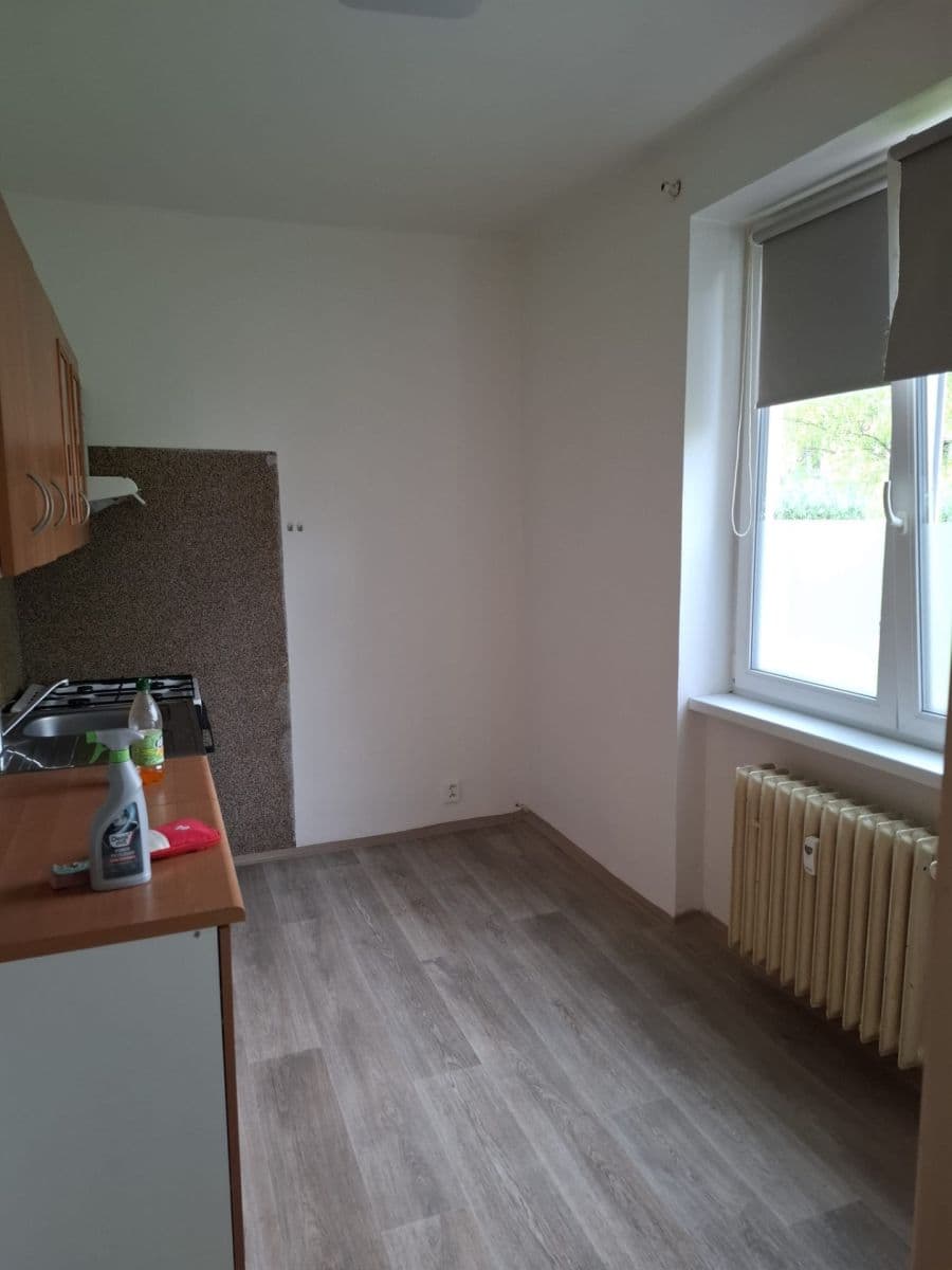 Pronájem bytu 2+1 52 m², Erbenova, Příbram, Středočeský kraj Pronájem bytu 2+1 52 m², Erbenova, Příbram, Středočeský kraj