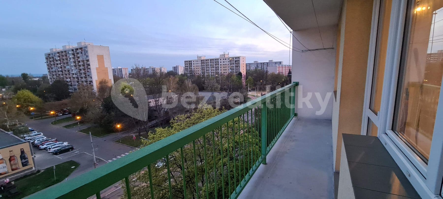 Pronájem bytu 1+kk 34 m², Bělehradská, Pardubice, Pardubický kraj Pronájem bytu 1+kk 34 m², Bělehradská, Pardubice, Pardubický kraj