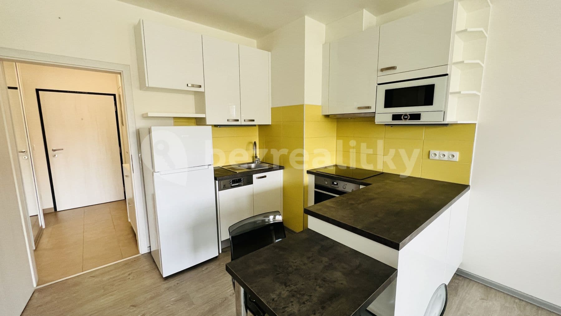 Pronájem bytu 1+kk 37 m², Pavla Beneše, Praha, Praha Pronájem bytu 1+kk 37 m², Pavla Beneše, Praha, Praha