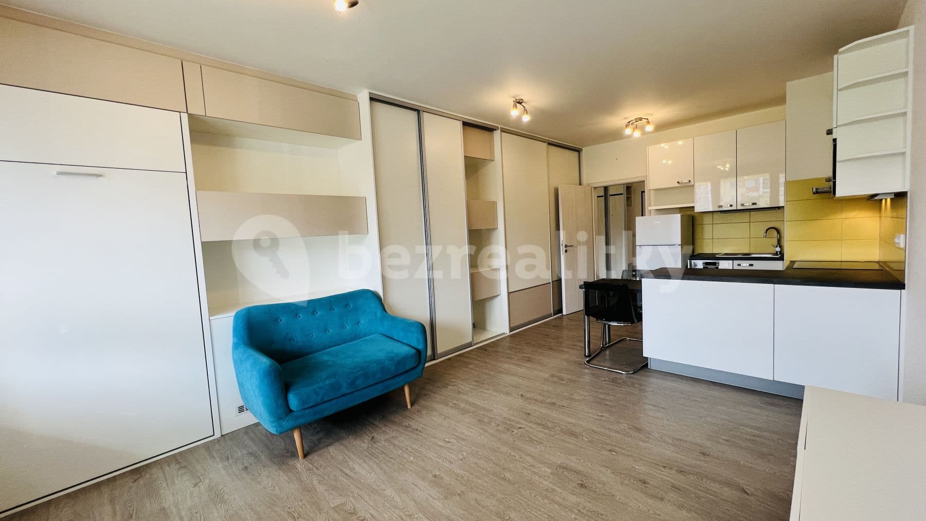 Pronájem bytu 1+kk 37 m², Pavla Beneše, Praha, Praha Pronájem bytu 1+kk 37 m², Pavla Beneše, Praha, Praha