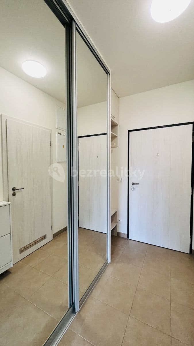 Pronájem bytu 1+kk 37 m², Pavla Beneše, Praha, Praha Pronájem bytu 1+kk 37 m², Pavla Beneše, Praha, Praha