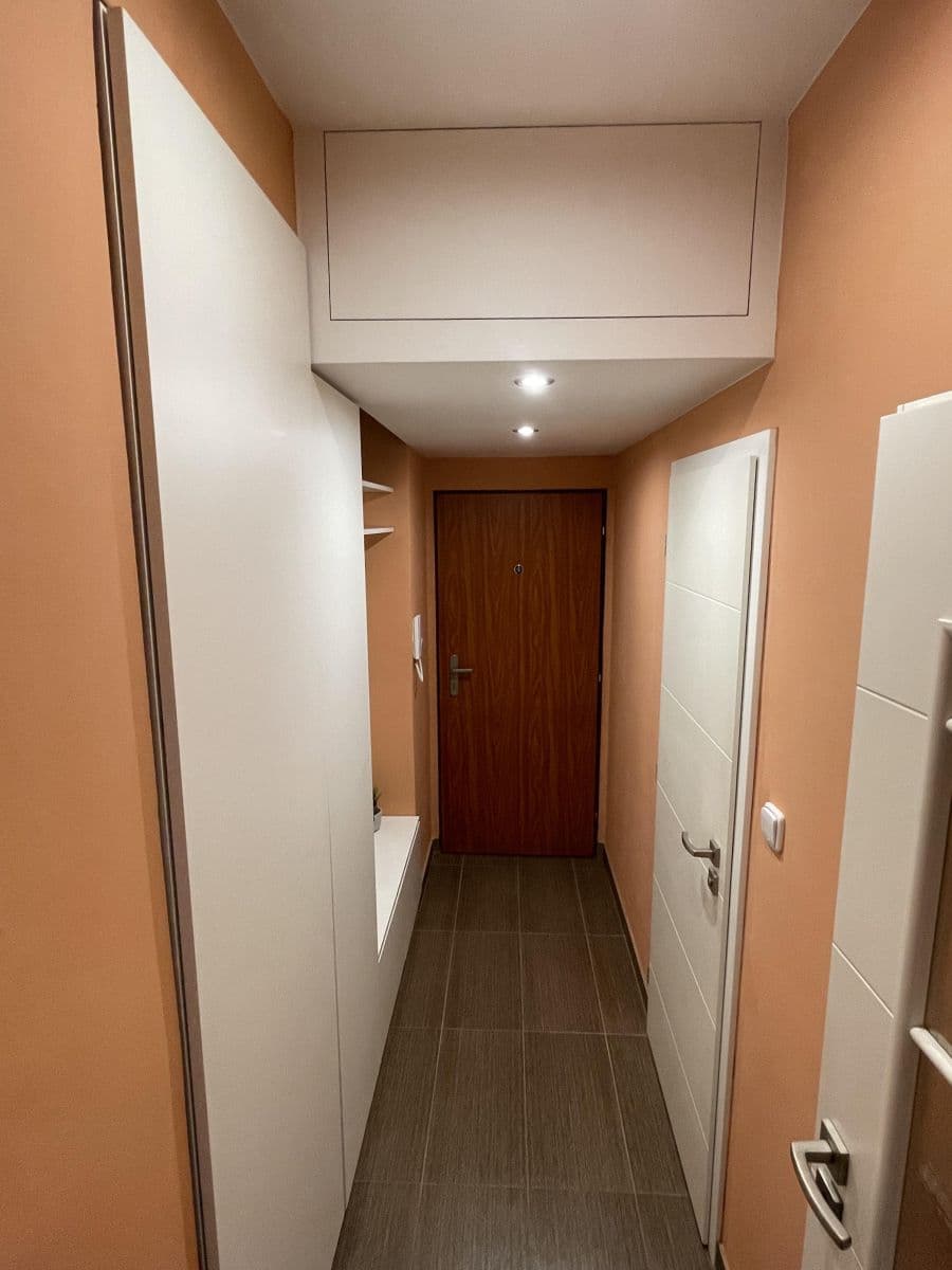 Pronájem bytu 2+1 51 m², Bělohorská, Praha, Praha Pronájem bytu 2+1 51 m², Bělohorská, Praha, Praha