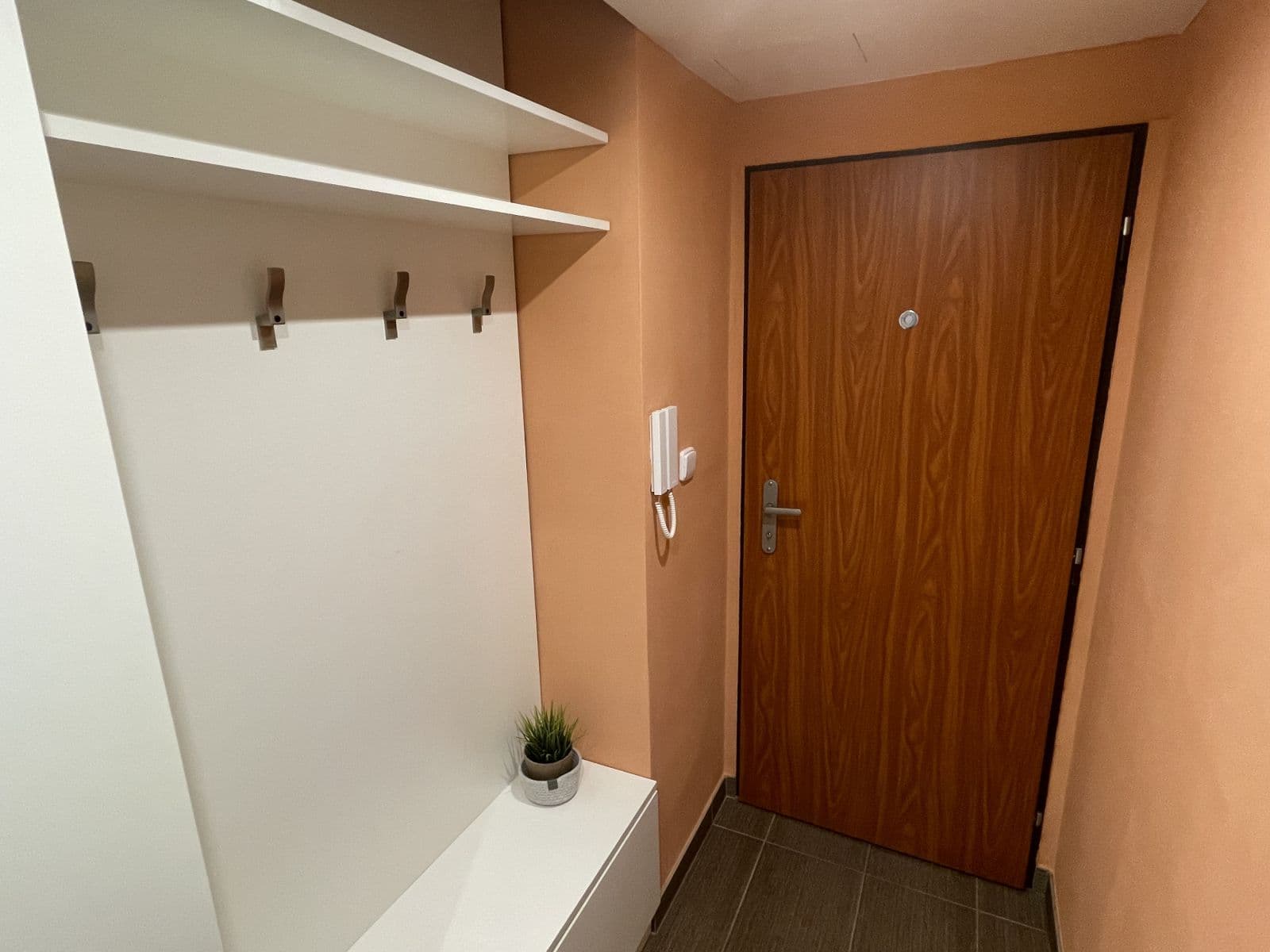 Pronájem bytu 2+1 51 m², Bělohorská, Praha, Praha Pronájem bytu 2+1 51 m², Bělohorská, Praha, Praha