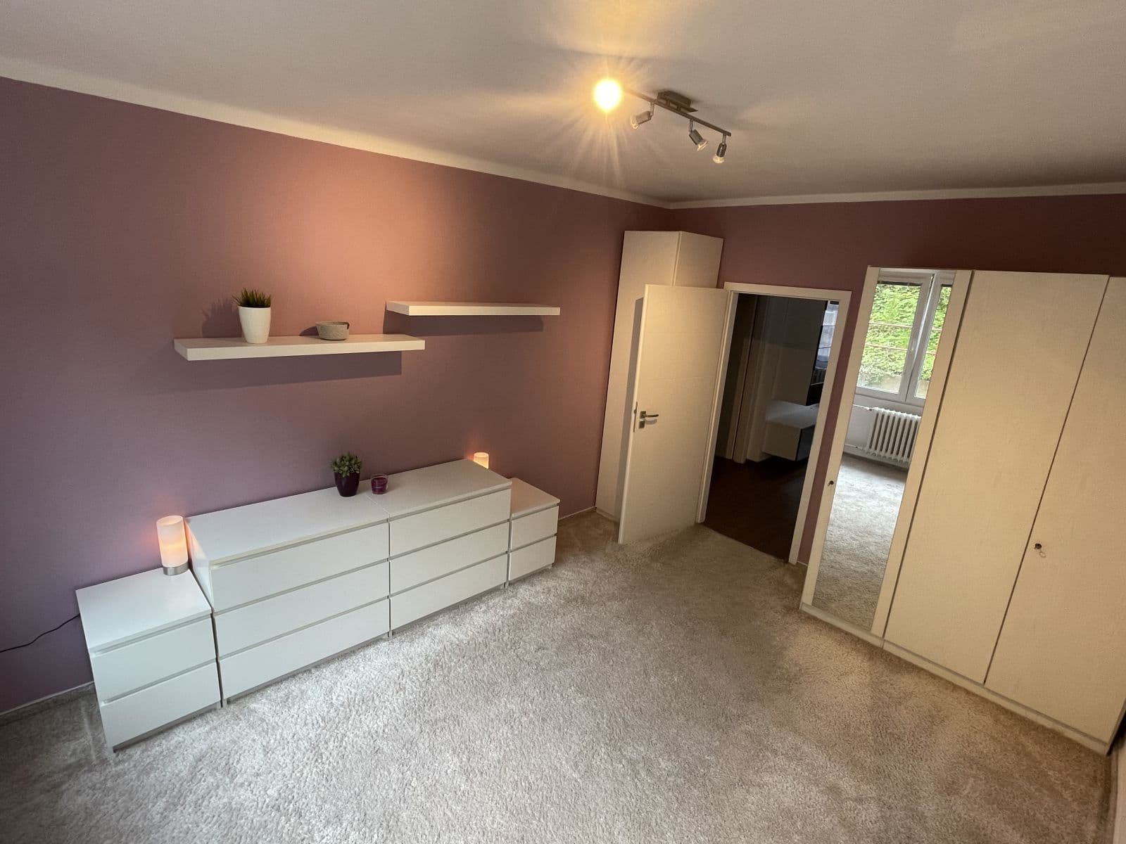 Pronájem bytu 2+1 51 m², Bělohorská, Praha, Praha Pronájem bytu 2+1 51 m², Bělohorská, Praha, Praha
