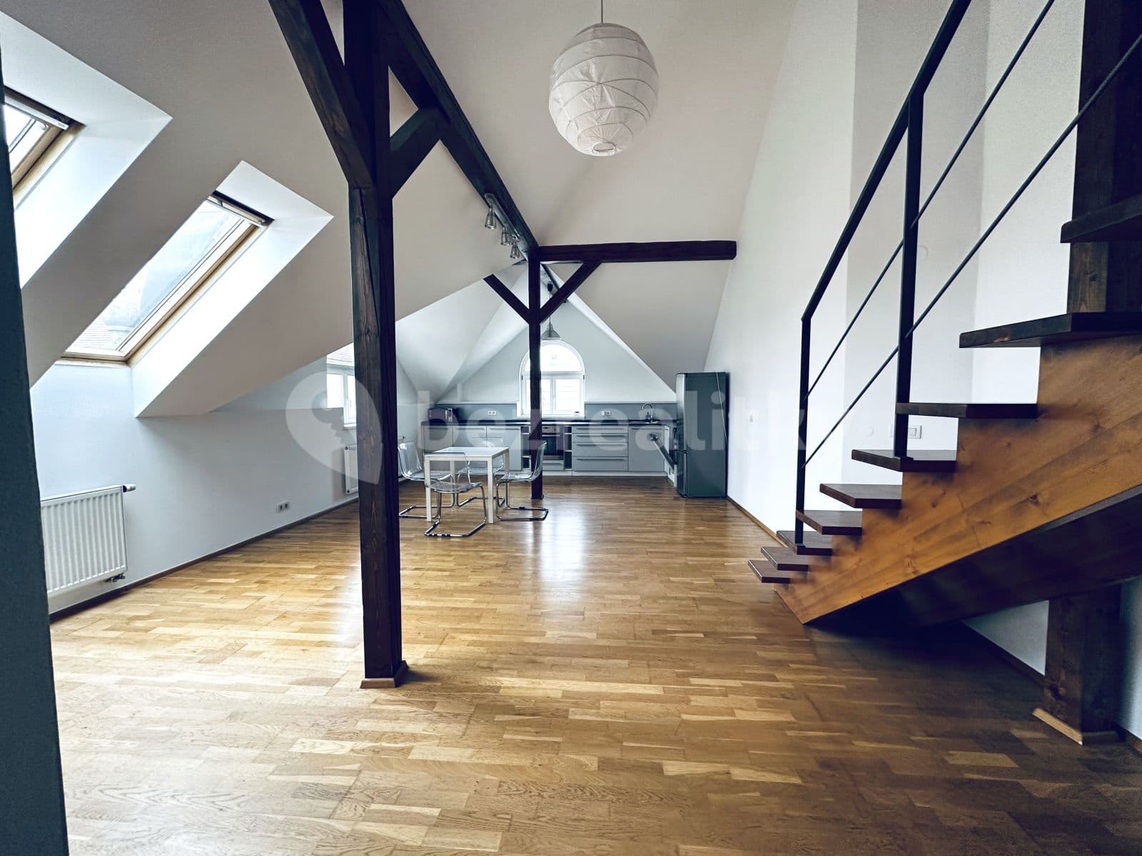 Pronájem bytu 3+kk 100 m², Nitranská, Praha, Praha Pronájem bytu 3+kk 100 m², Nitranská, Praha, Praha